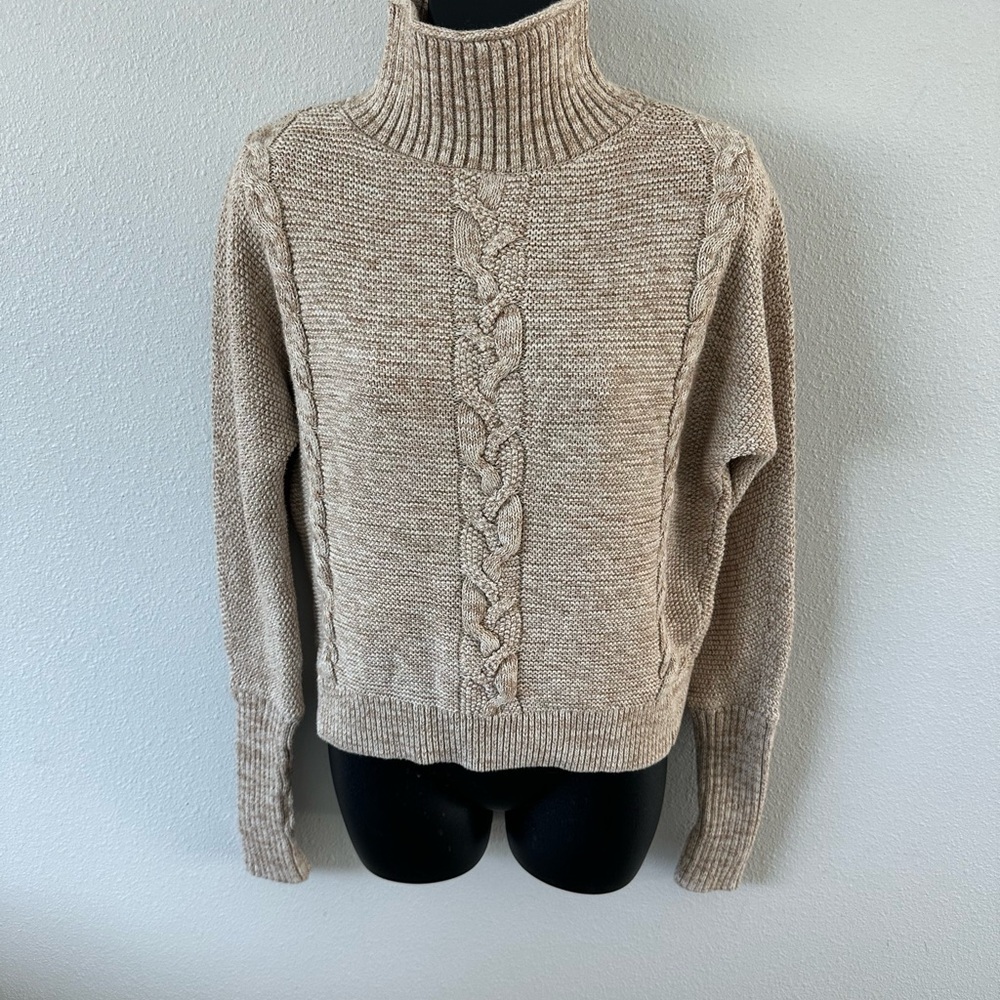 New without tag GAP Beige Cable Knit‎ Turtleneck Sweater XS
